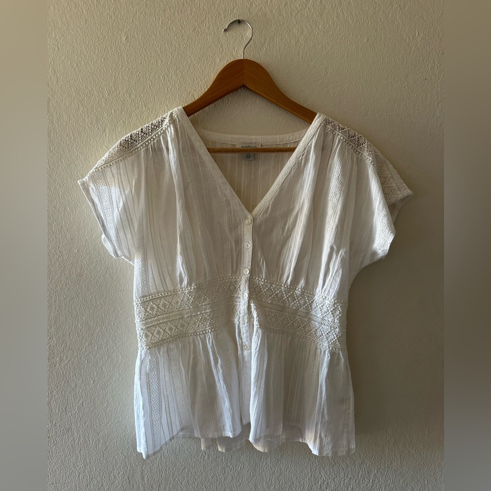 Sundance White 100% cotton blouse boho and beachy!